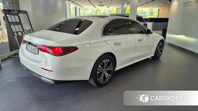 Mercedes-Benz E-Class W214 id 4333961 из Кореи 11