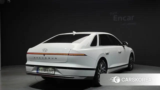 Hyundai Grandeur (GN7) id 3586120 из Кореи 12