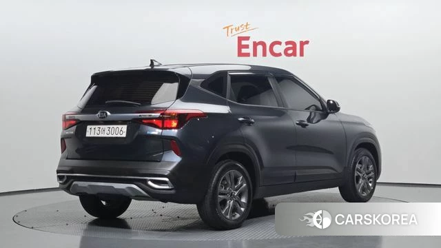Kia Seltos id 4324983 из Кореи 12