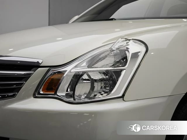 Nissan Xuan Yi id 4254532 из Китая 12