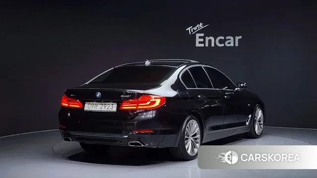 BMW 5 Series (G30) id 3494518 из Кореи 12