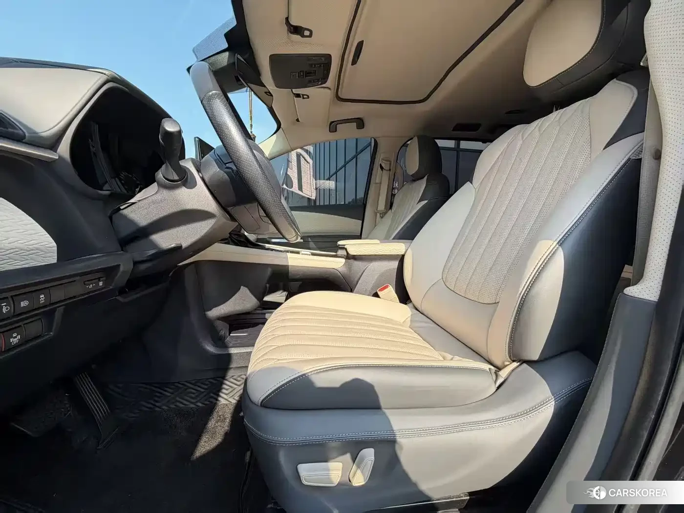 Toyota Sienna 2023 Черный из Китая, фото 3