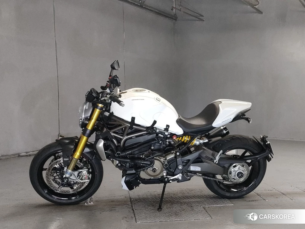 Проданный Ducati MONSTER 1200 S 2014 из Японии
