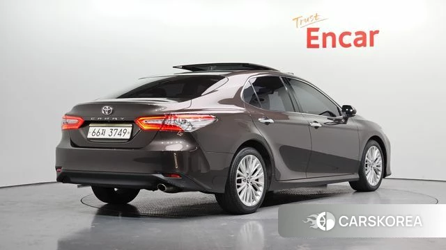 Toyota Camry (XV70) id 4325573 из Кореи 12