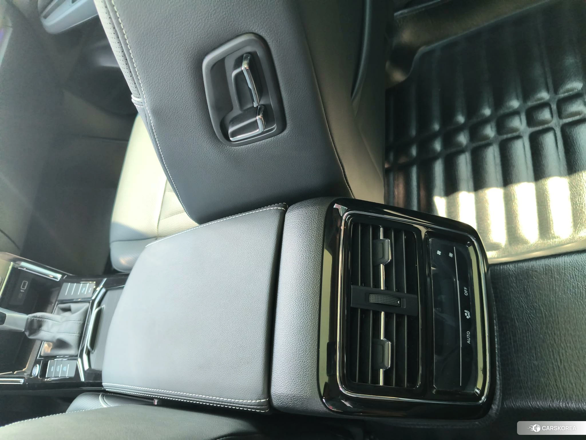 Volkswagen Passat id 4513673 из Китая 9
