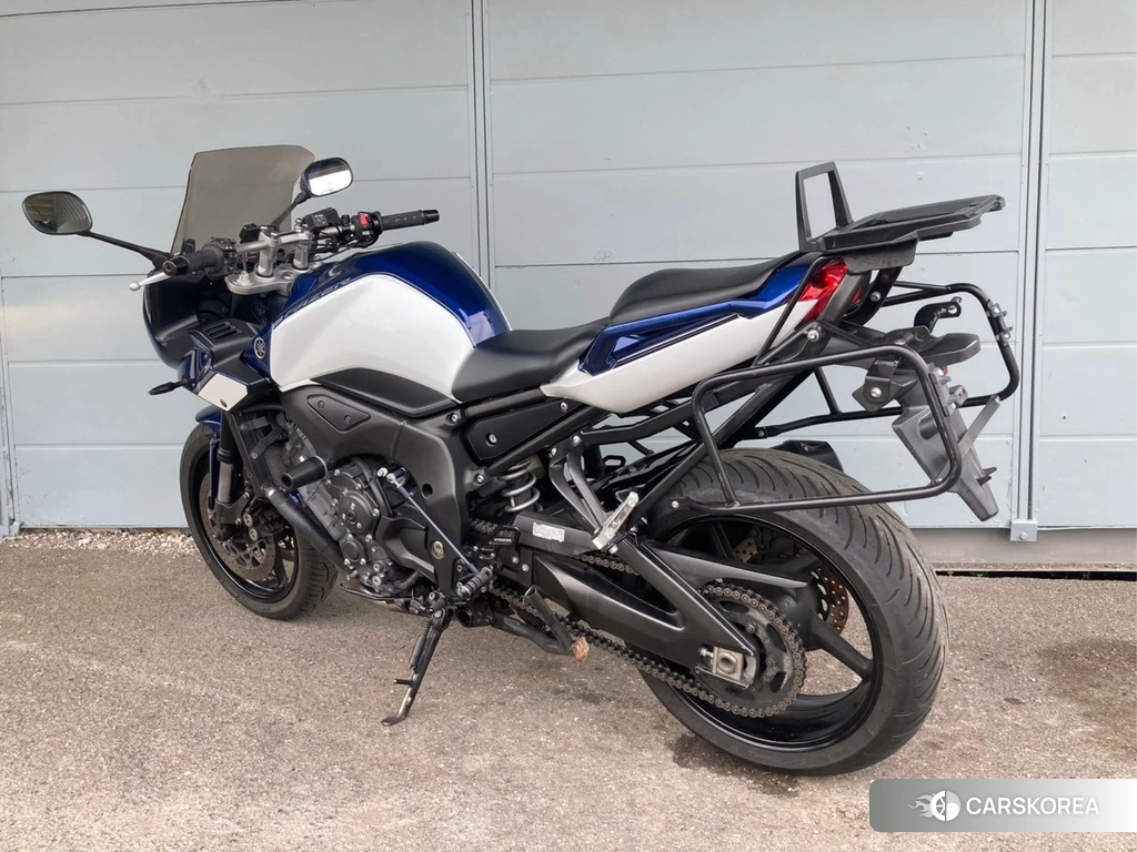 Проданный Yamaha FZ1 FEATHER 2014 из Японии