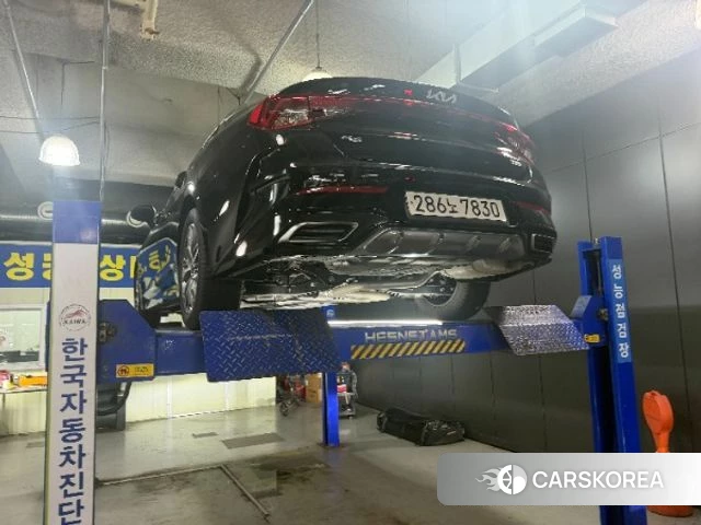 Kia K5 Hybrid 3rd Generation 2022 Черный из Кореи, фото 2