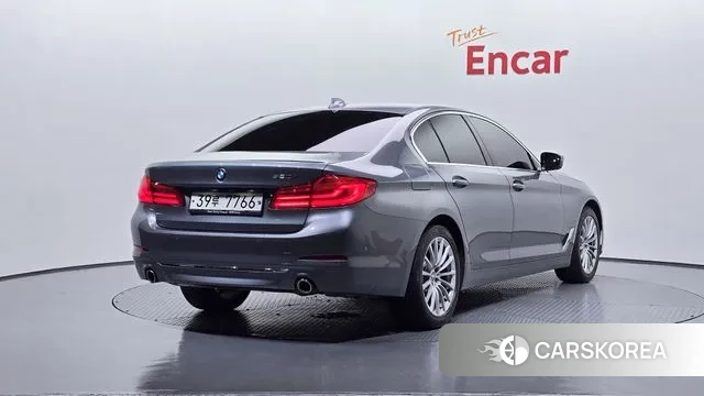 BMW 5 Series (G30) id 2976819 из Кореи 12