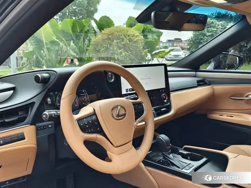 Lexus ES 2026 Черный из Китая, фото 2
