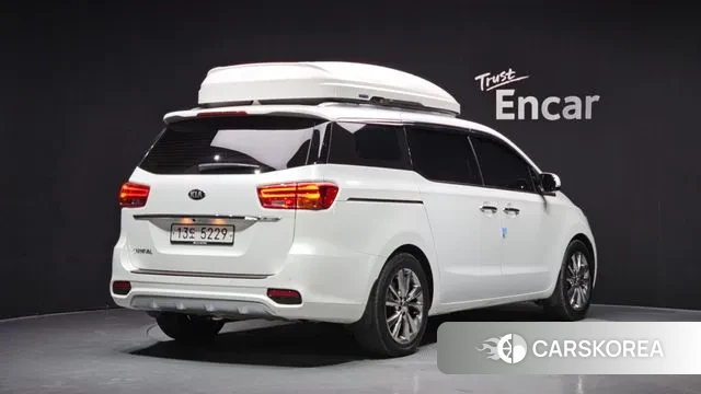 Kia The New Carnival id 3703732 из Кореи 12