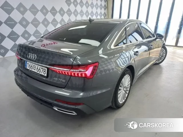 Audi A6 (C8) 2020 Серый из Кореи, фото 2