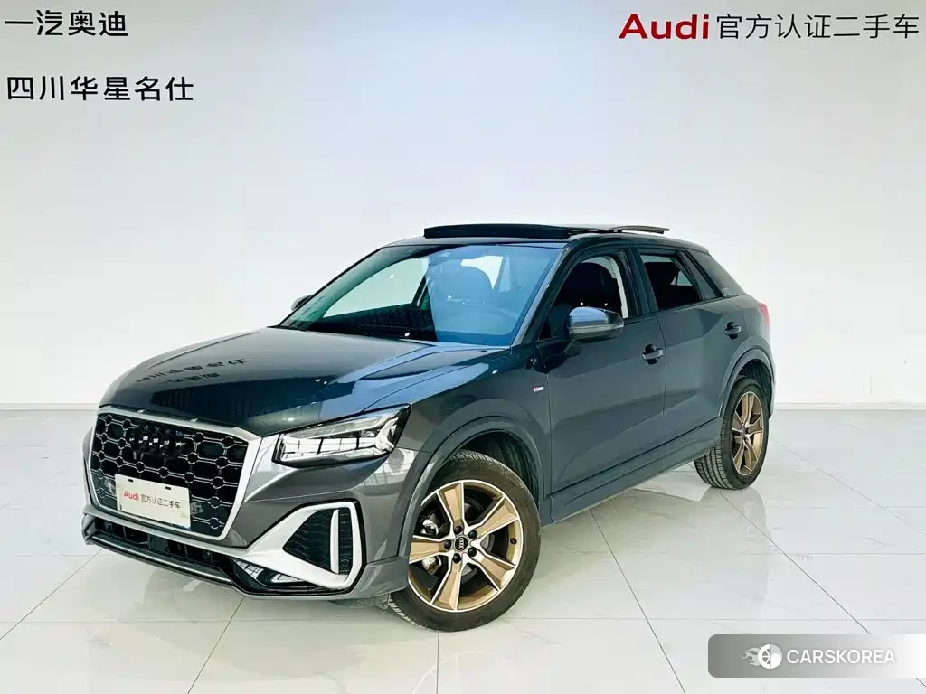Audi Q2L 2022 Silver/gray из Китая, фото 2