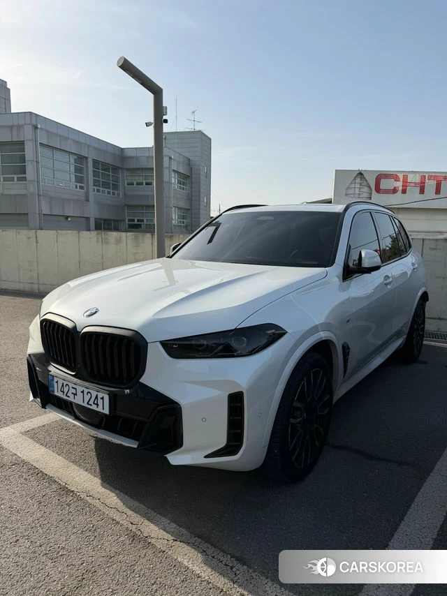 BMW X5 (G05) 2025 Белый из Кореи, фото 2