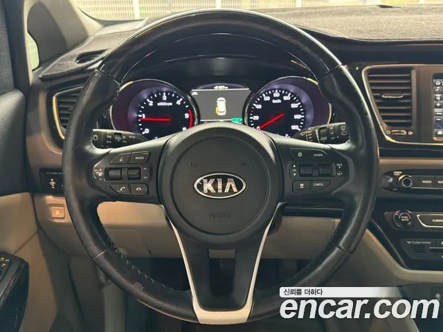 Kia The New Carnival id 2662042 из Кореи 10