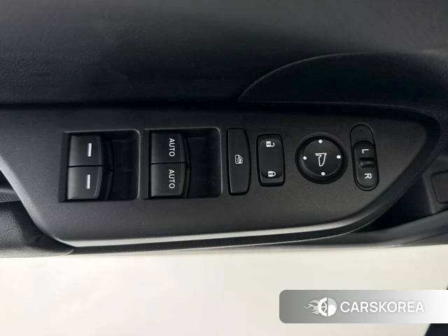 Honda Civic id 4279151 из Китая 12