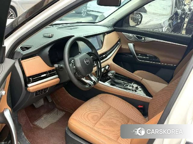 Chang'an CS95 2021 Белый из Китая, фото 2