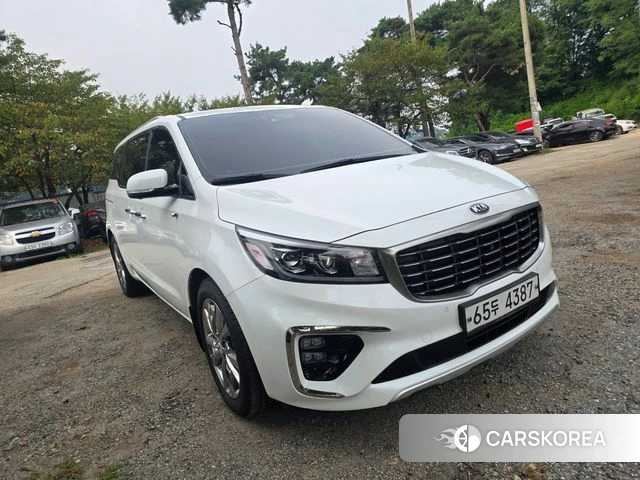 Kia The New Carnival id 4849854 из Кореи 9