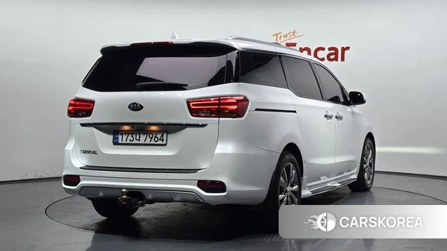 Kia The New Carnival id 4750914 из Кореи 12