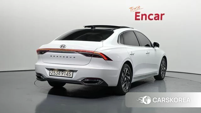 Hyundai The New Grandeur IG Hybrid id 4343595 из Кореи 12