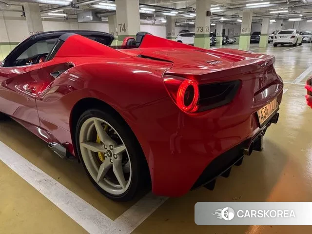 Ferrari 488 Spider id 3233953 из Кореи 12