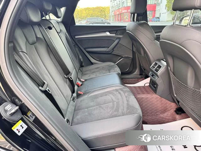 Audi Q5L Sportback id 4219299 из Китая 12