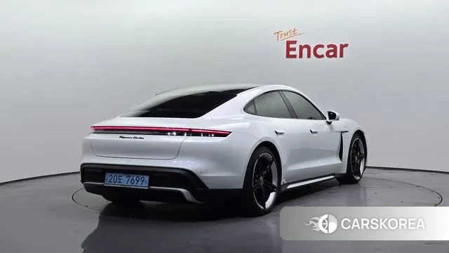 Porsche Taycan id 3213434 из Кореи 12