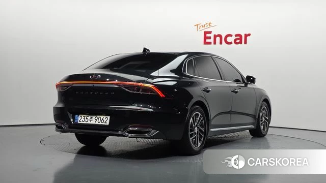 Hyundai The New Grandeur IG id 3860289 из Кореи 12