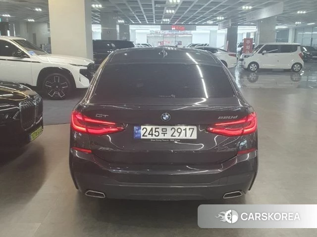 BMW 6 Series GT (G32) 2023 Серый из Кореи, фото 2