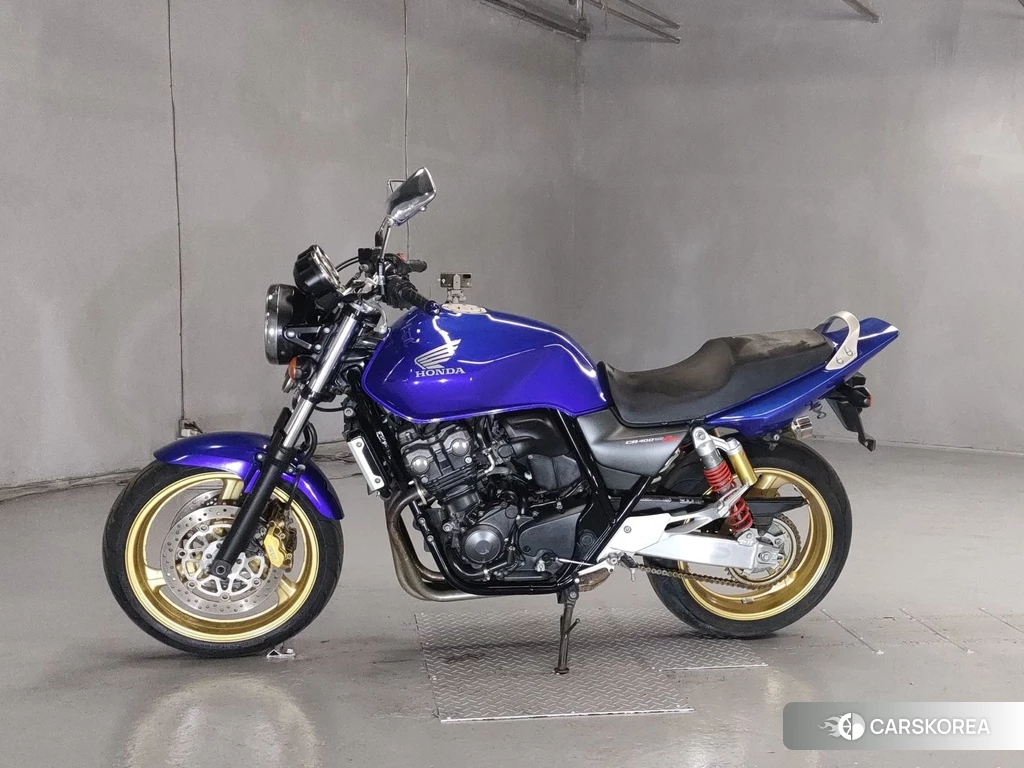 Проданный Honda CB400SF 2013 из Японии, фото 2