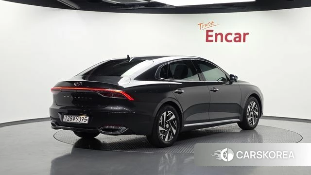 Hyundai The New Grandeur IG Hybrid id 4464901 из Кореи 12