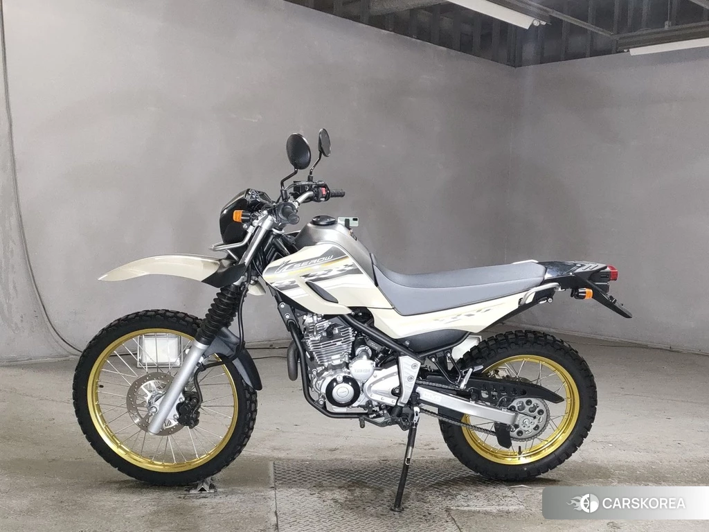 Проданный Yamaha SEROW 250 2017 из Японии