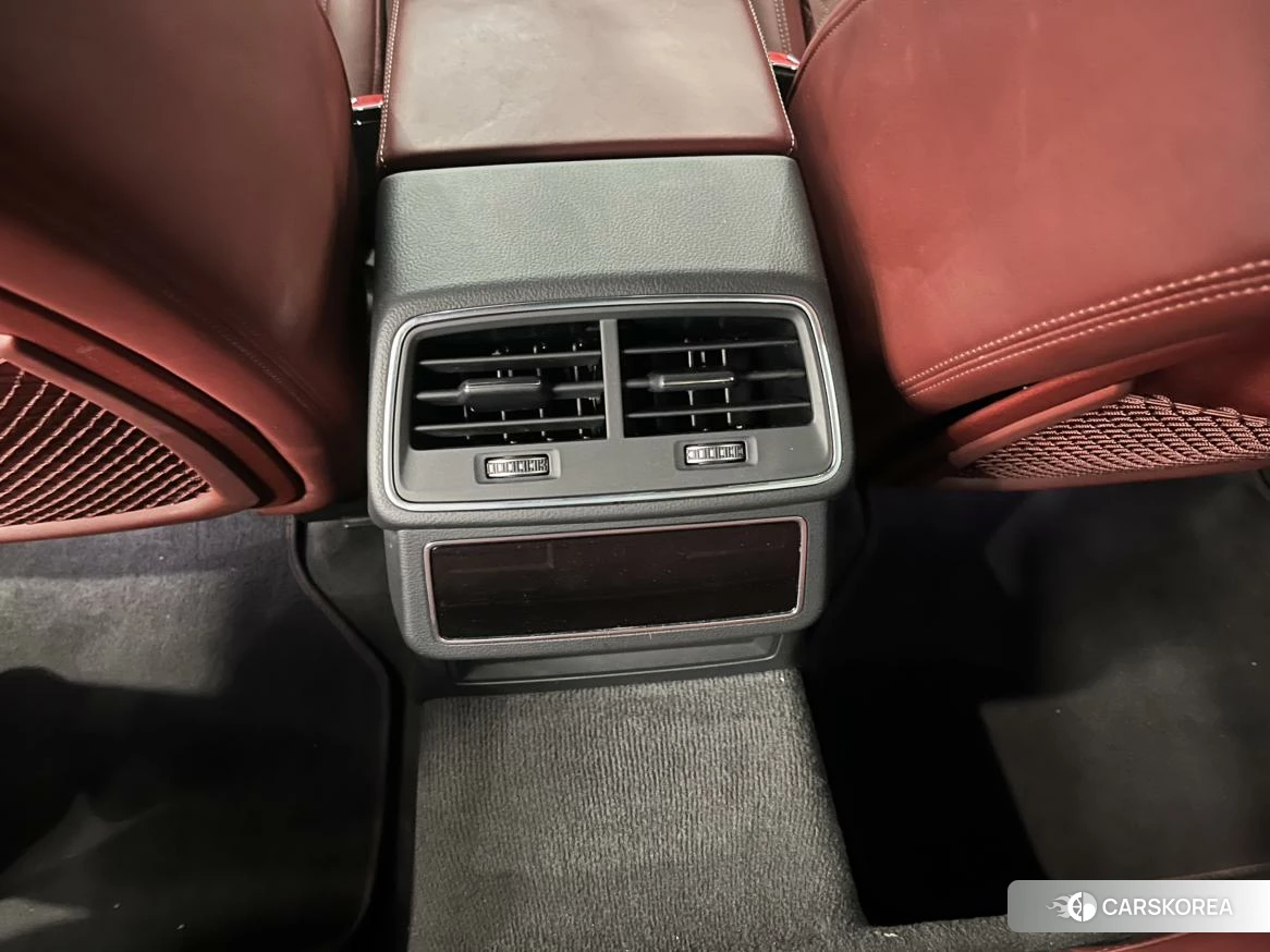 Audi S6 2020 Темно-серый из Китая, фото 6