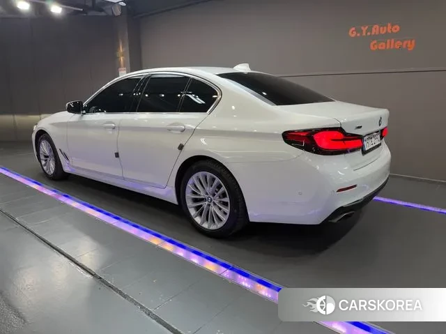 BMW 5 Series (G30) id 3411143 из Кореи 12