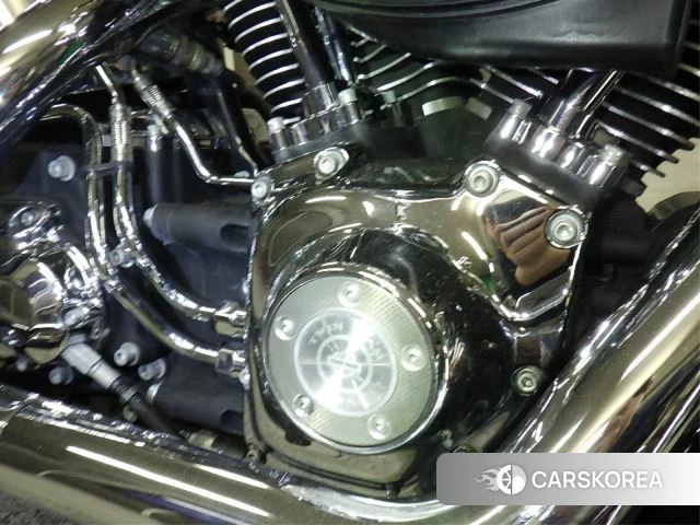 Engine photo
