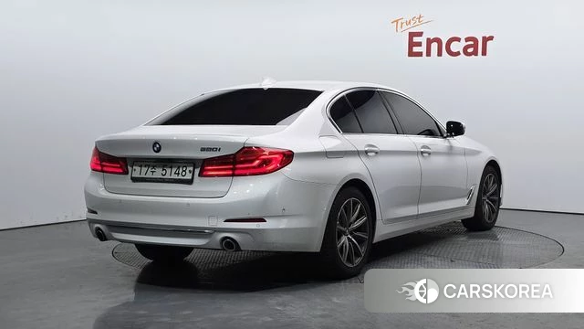 BMW 5 Series (G30) id 4536262 из Кореи 12
