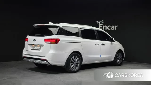 Kia All New Carnival id 3096274 из Кореи 12