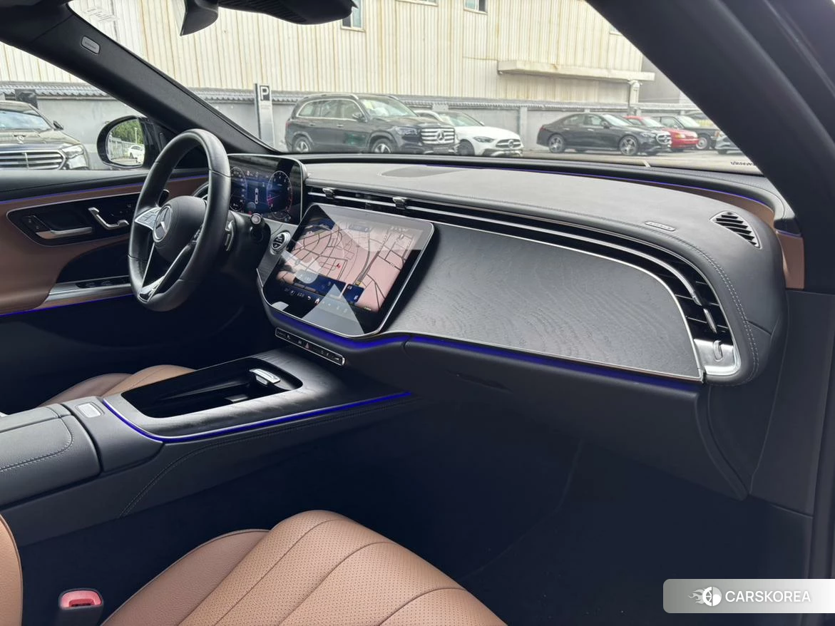 Mercedes-Benz E-class (imported) 2024 Черный из Китая, фото 3