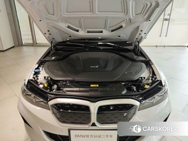 BMW i3 2025 Белый из Китая, фото 6