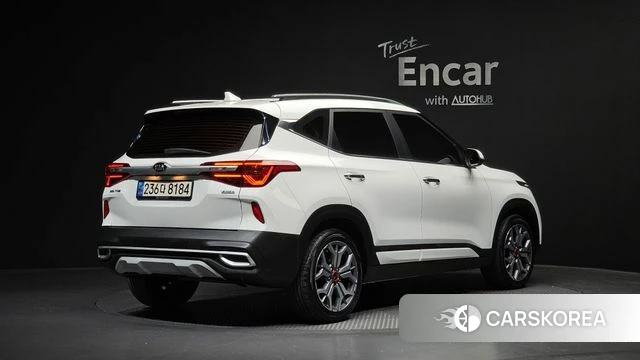 Kia Seltos id 4179487 из Кореи 12