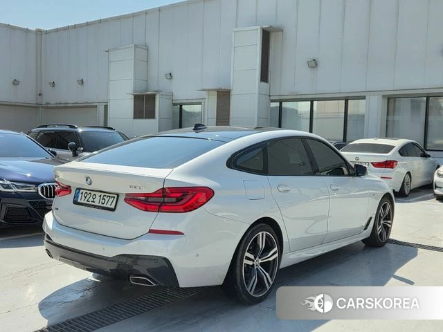 BMW 6 Series GT (G32) 2023 Белый из Кореи, фото 4