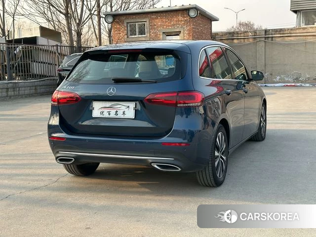 Mercedes-Benz Class B id 4208985 из Китая 12