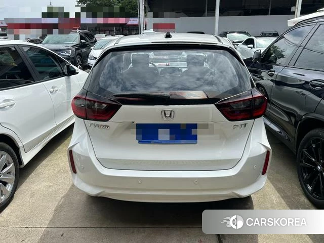 Honda Fit 2023 Белый из Китая, фото 2