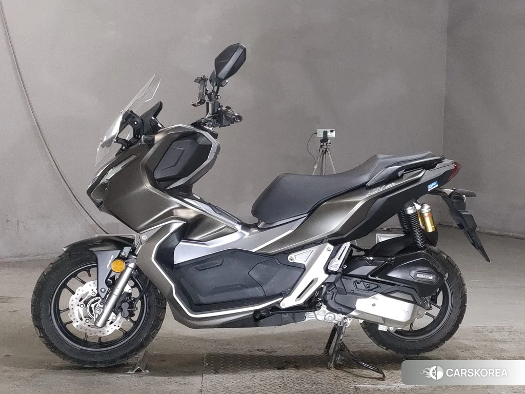 Проданный Honda ADV150 2019 из Японии, фото 2