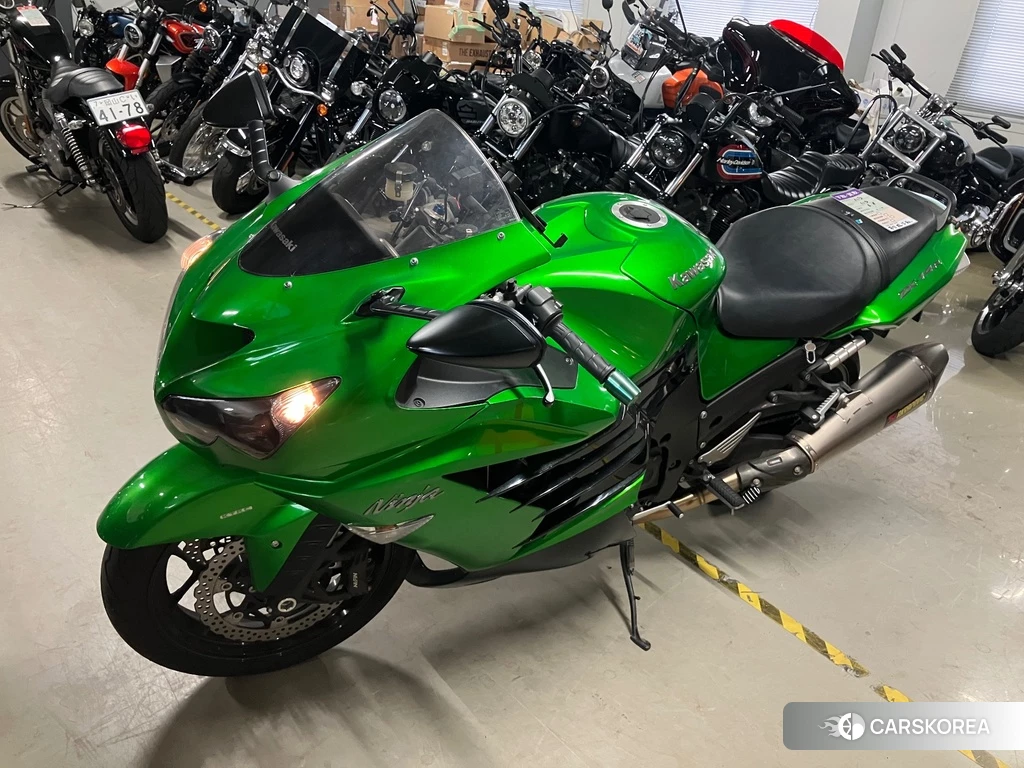 Проданный Kawasaki ZX-14R NINJA ABS 2012 из Японии, фото 2