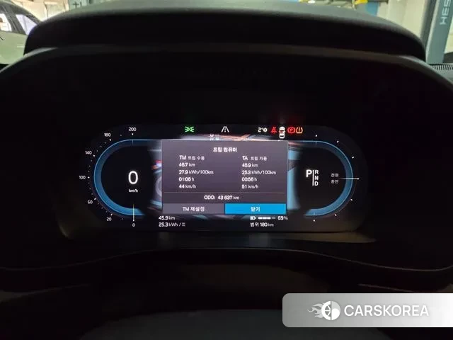 Volvo XC40 Richards 2022 Серебряный из Кореи, фото 2