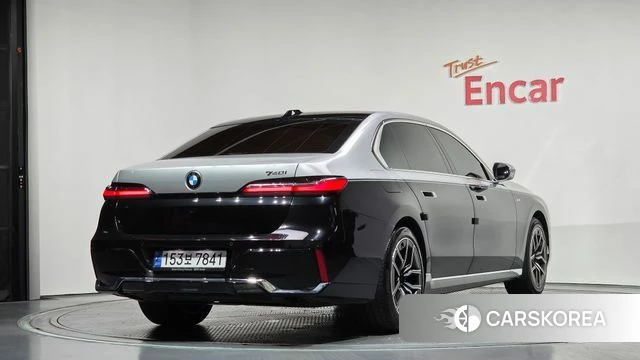 BMW 7 Series (G70) id 4381875 из Кореи 12