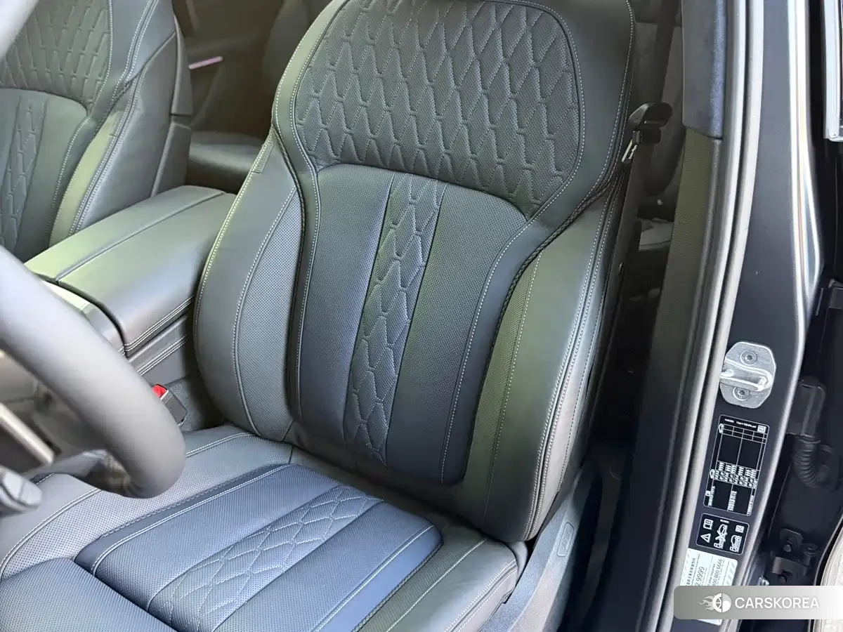 BMW X7 id 4664496 из Китая 12