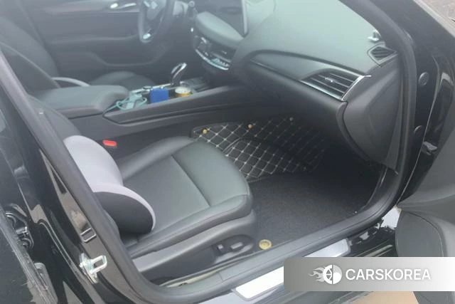 Cadillac CT5 id 3919509 из Китая 9