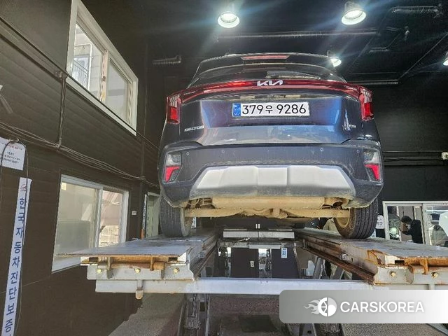 Kia The New Seltos 2023 Серебристо-серый из Кореи, фото 2