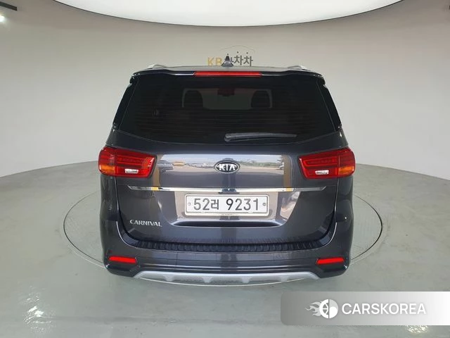 Kia The New Carnival id 4737460 из Кореи 12